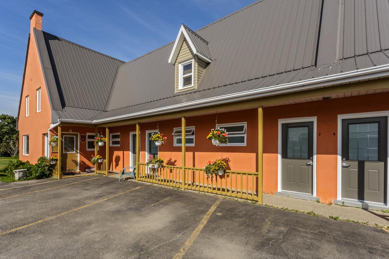 Auberge De L'Anse Riviere-du-Loup Bagian luar foto